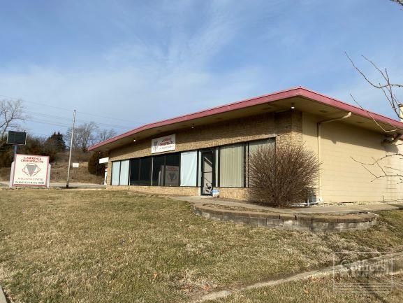 1820 W 6th St, Lawrence, KS 66044
